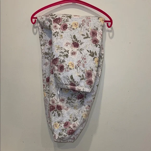 Abercrombie & Fitch Floral Joggers - - Picture 3 of 7